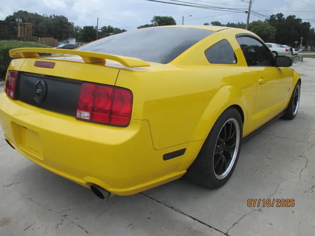 2006 Ford Mustang undefined photo 3