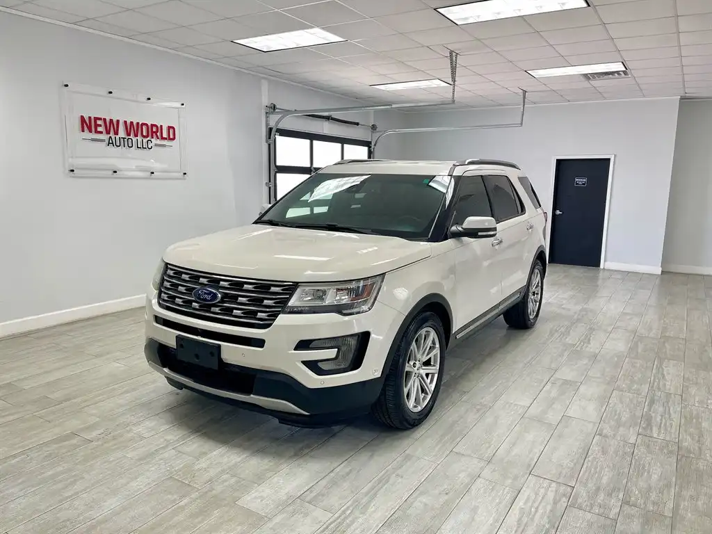 2016 Ford Explorer Limited FWD's photo