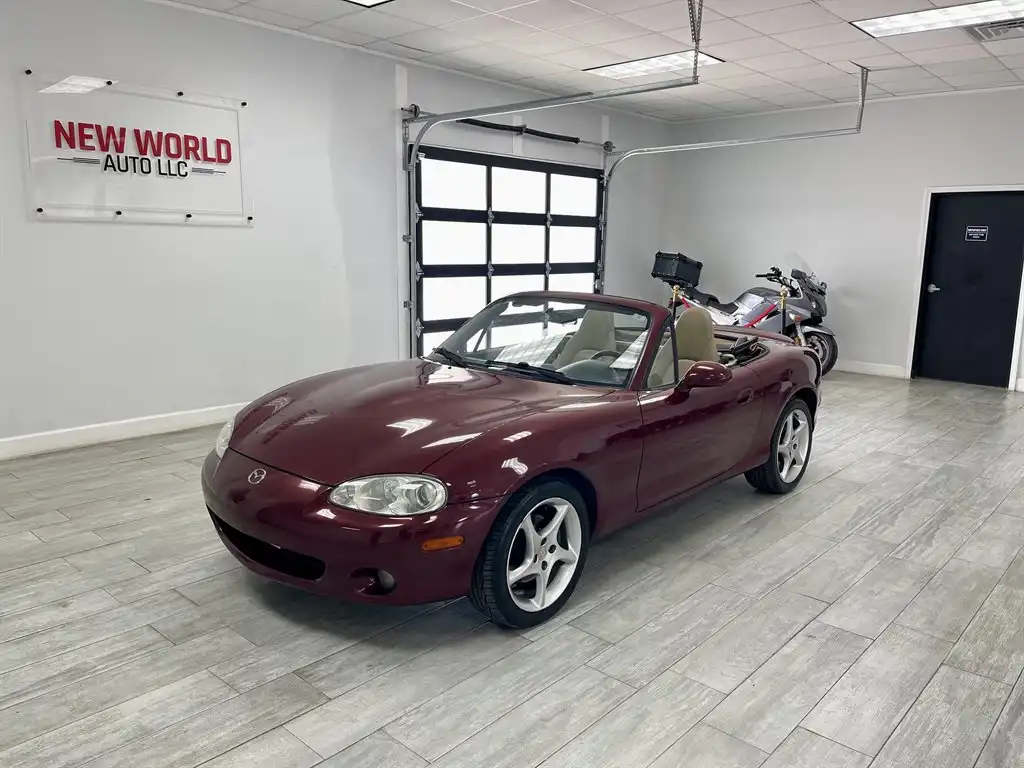 2003 Mazda MX-5 Miata SE's photo