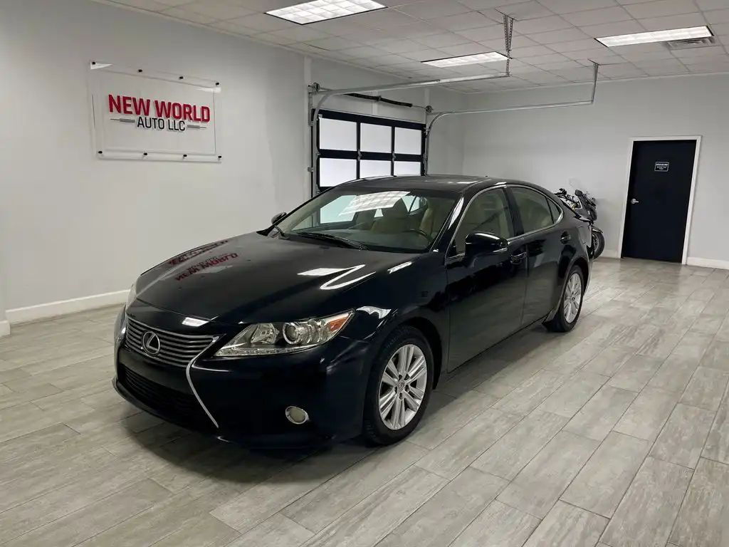 2014 Lexus ES 350 350's photo