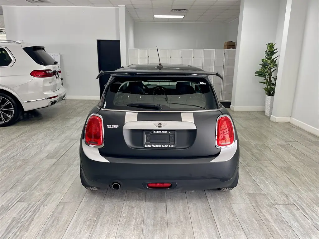 2015 MINI Cooper Base photo 4