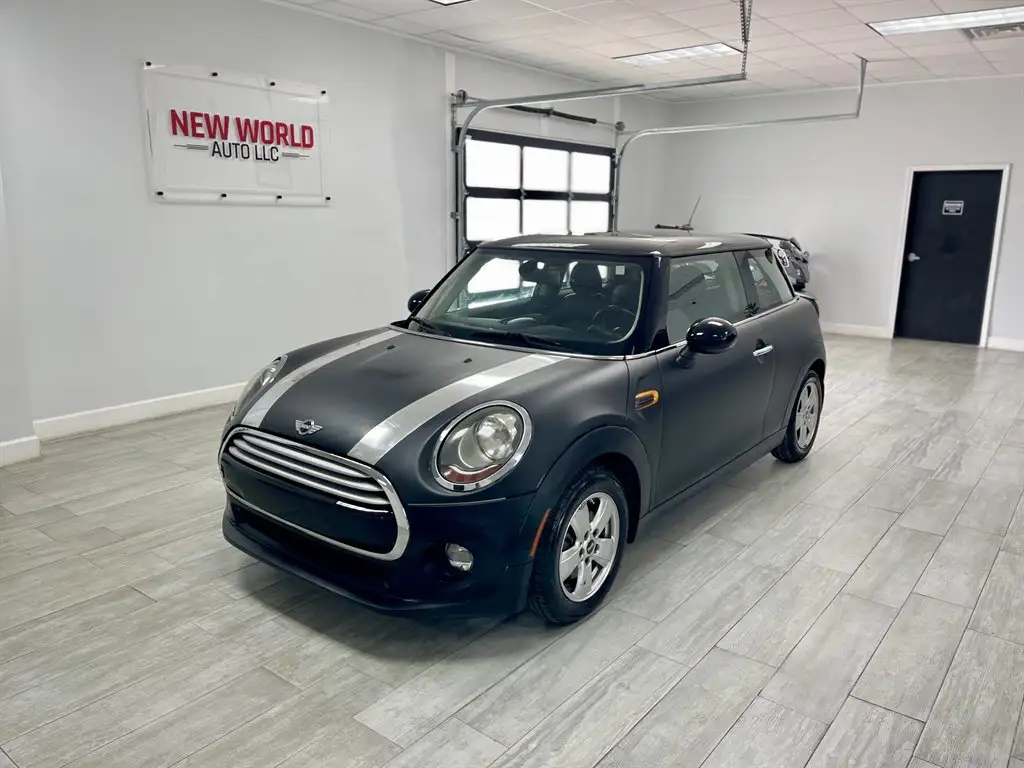 2015 MINI Cooper Base's photo