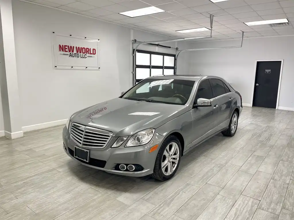 2011 Mercedes-Benz E-Class E350 Sport 4MATIC's photo