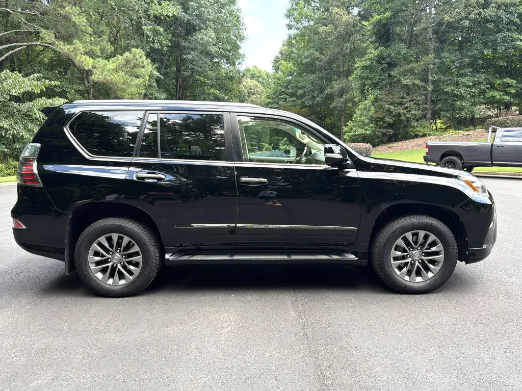 2016 Lexus GX 460 460 Luxury photo 5