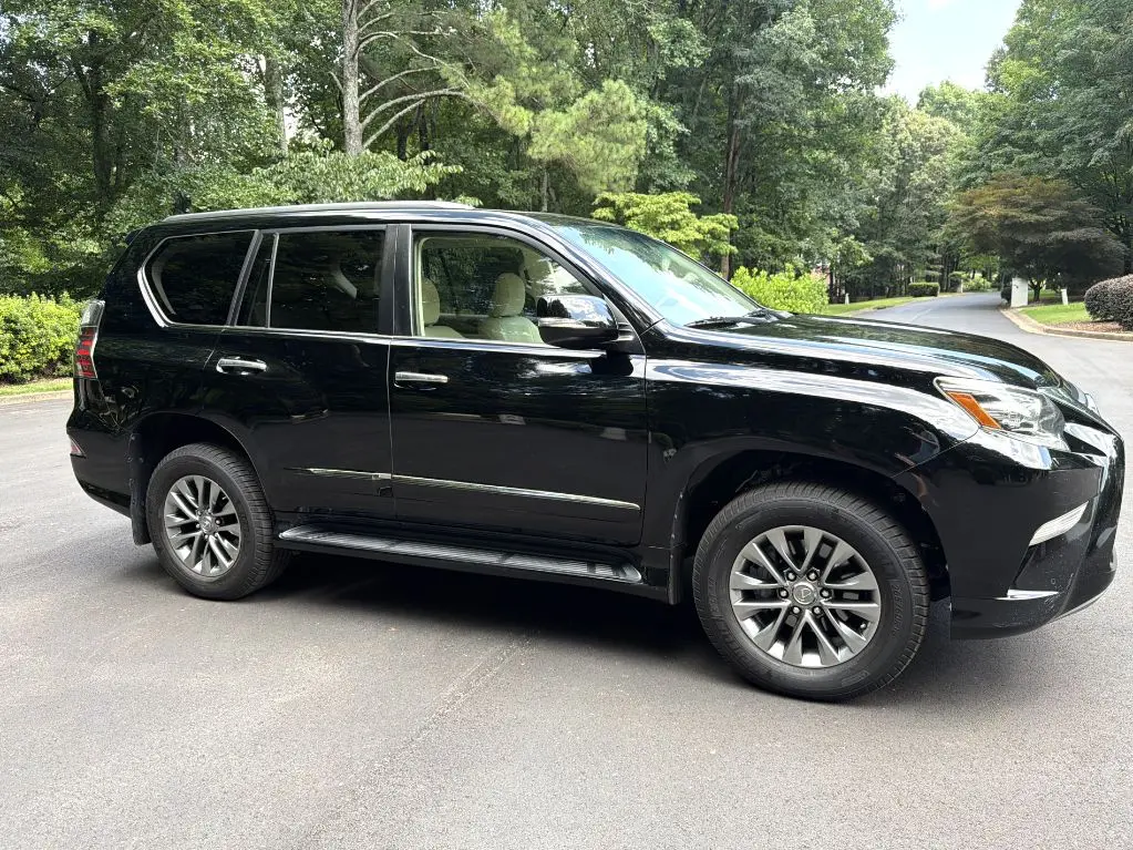 2016 Lexus GX 460 460 Luxury photo 4