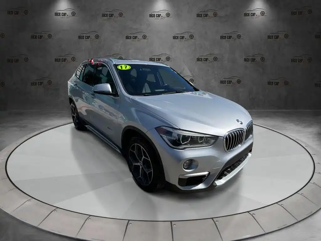 2017 BMW X1 xDrive28i's photo