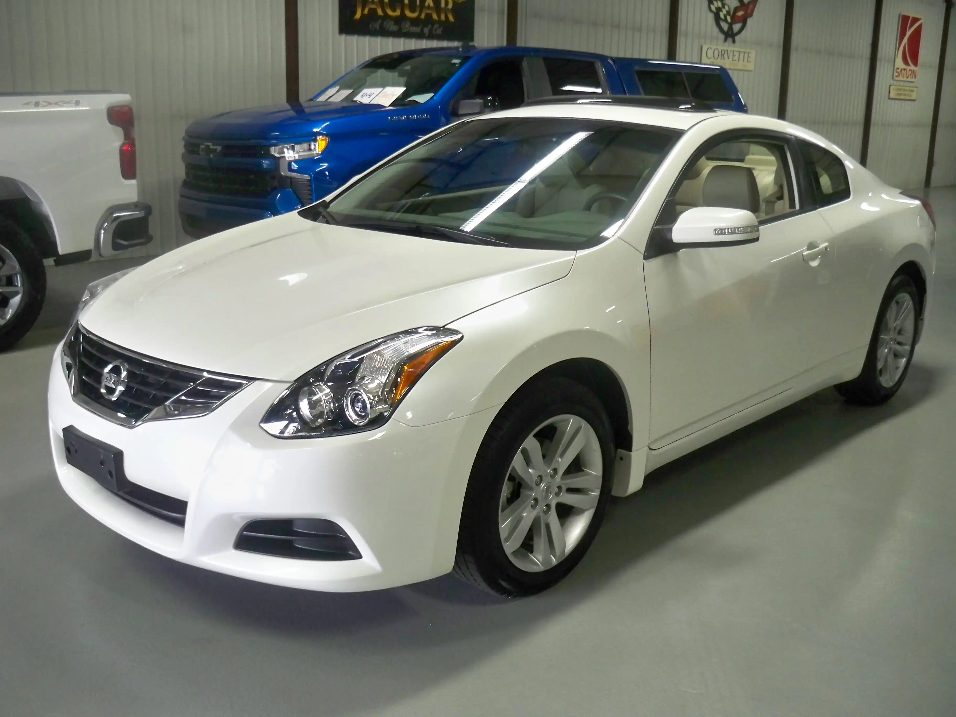 2013 Nissan Altima Coupe 2.5 S CVT's photo