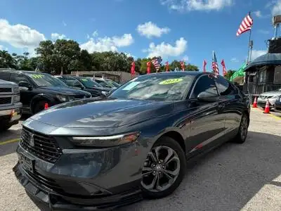 2023 Honda Accord 1.5T EX w/o BSI CVT's photo