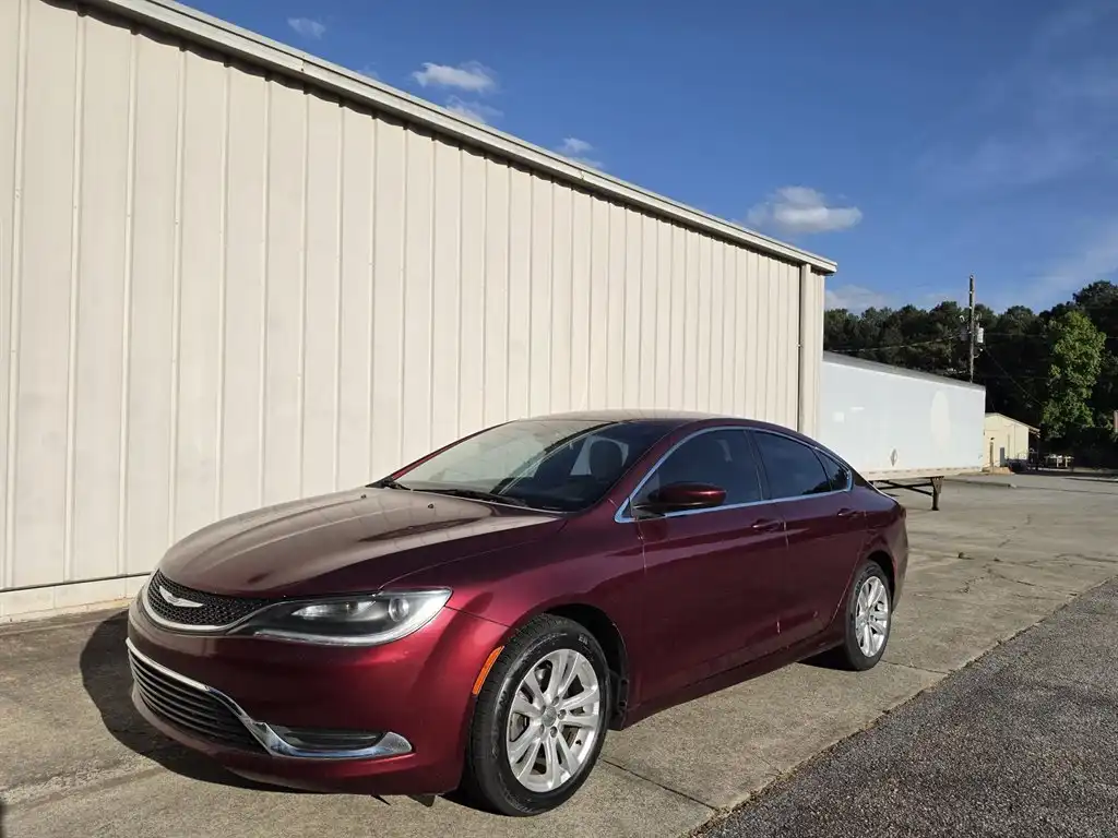 2015 Chrysler 200 Limited's photo