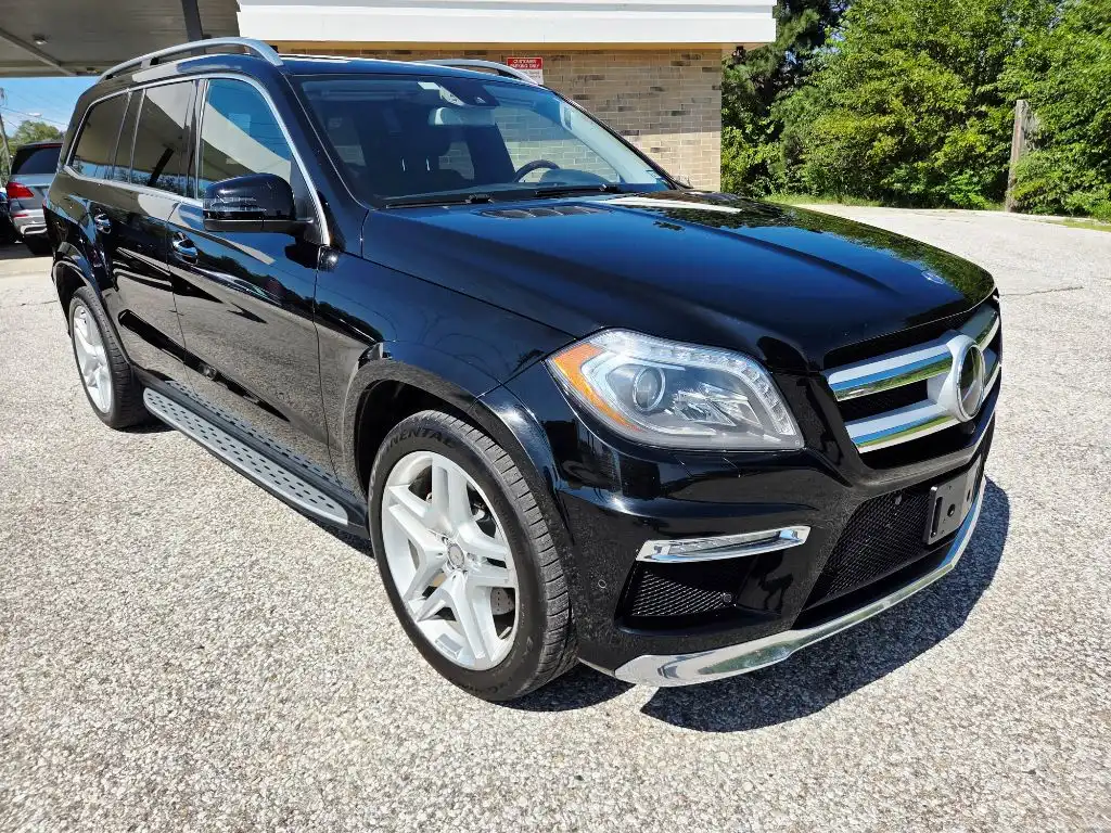 2013 Mercedes-Benz GL-Class GL550's photo