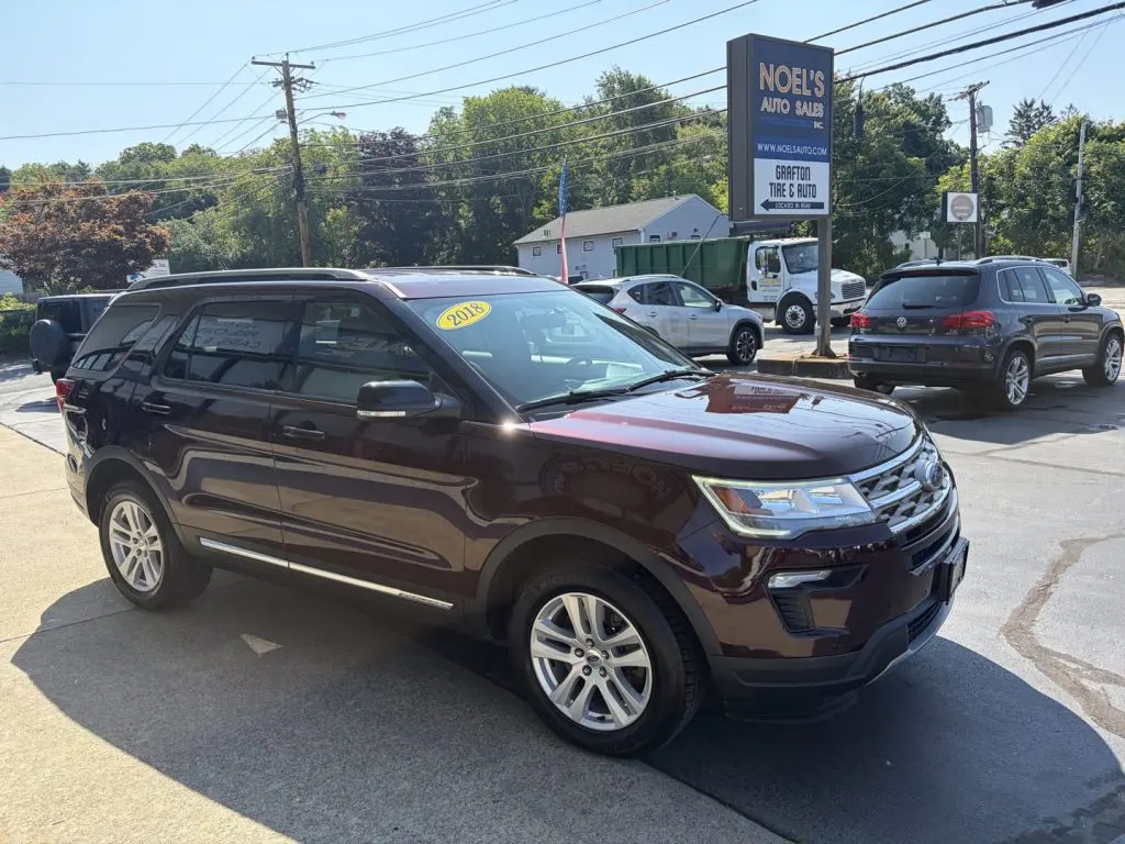 2018 Ford Explorer XLT 4WD photo 4