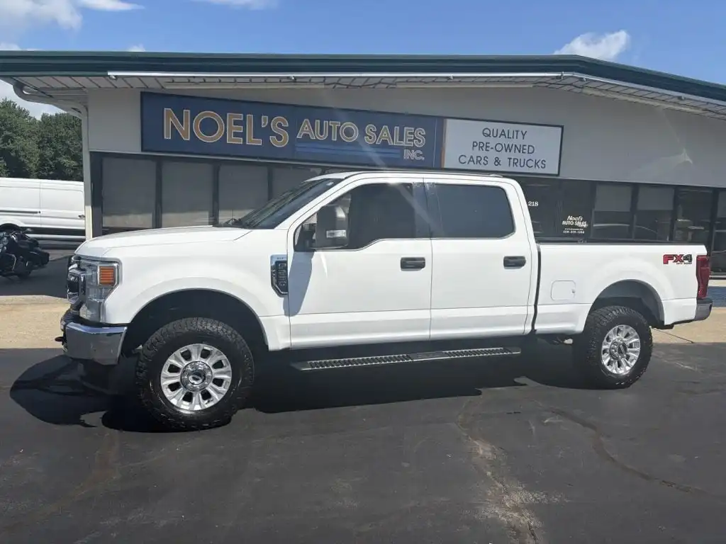 2021 Ford F-250 XL 4x4 Crew Cab 8' Box's photo
