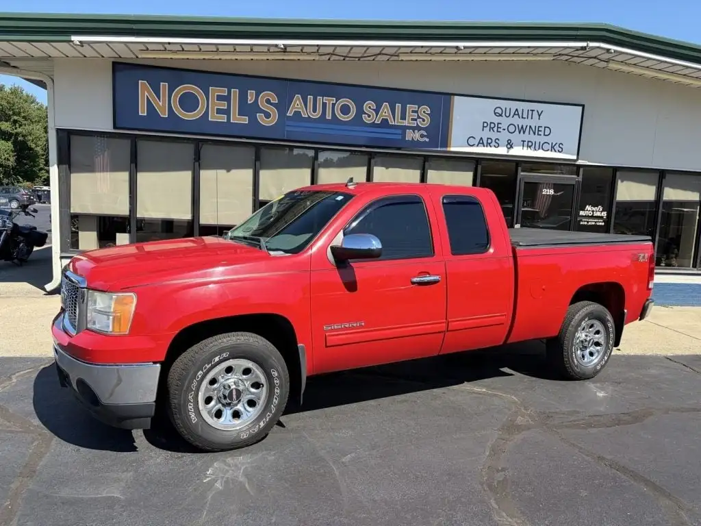 2011 GMC Sierra SL 4WD Extended Cab MWB's photo