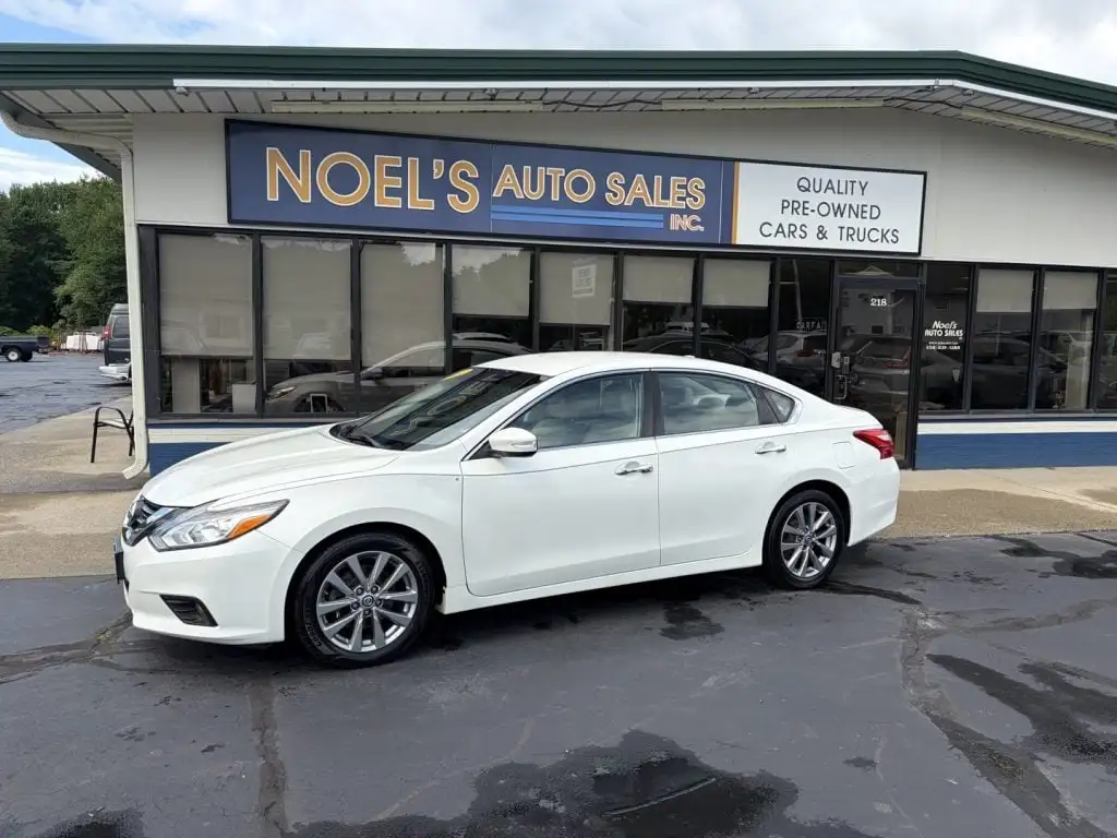 2016 Nissan Altima 2.5 SL's photo