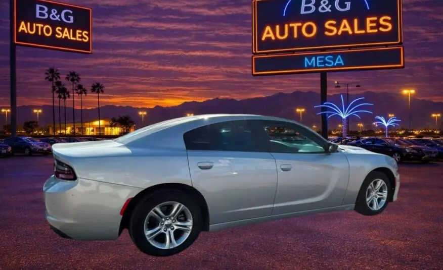 2023 Dodge Charger SXT photo 4