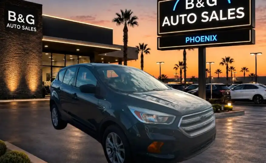 2019 Ford Escape S's photo