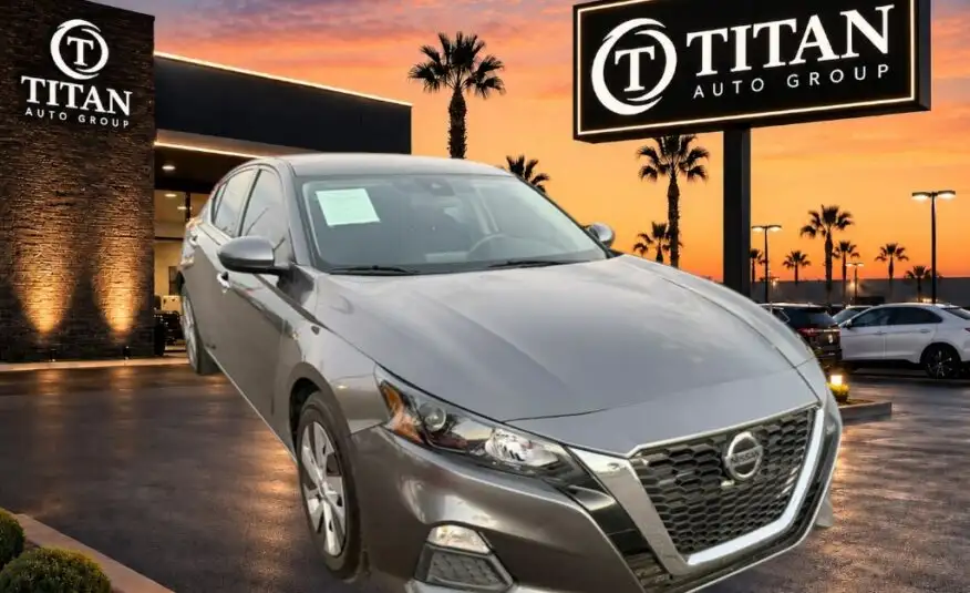 2022 Nissan Altima 2.5 S's photo
