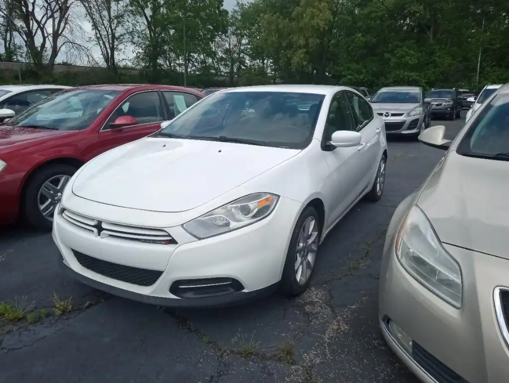 2013 Dodge Dart 2.0 SXT's photo
