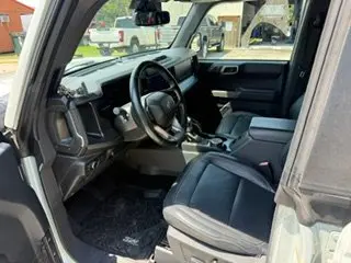 2021 Ford Bronco First Edition Advanced 4x4 photo 3