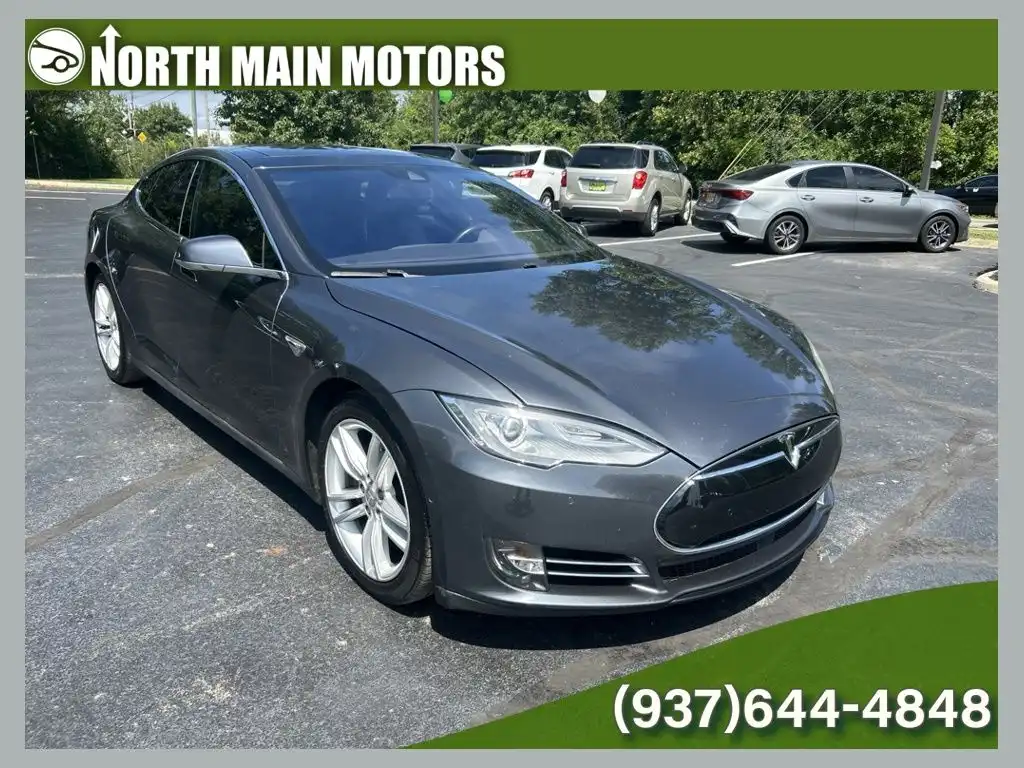 2016 Tesla Model S 90D's photo