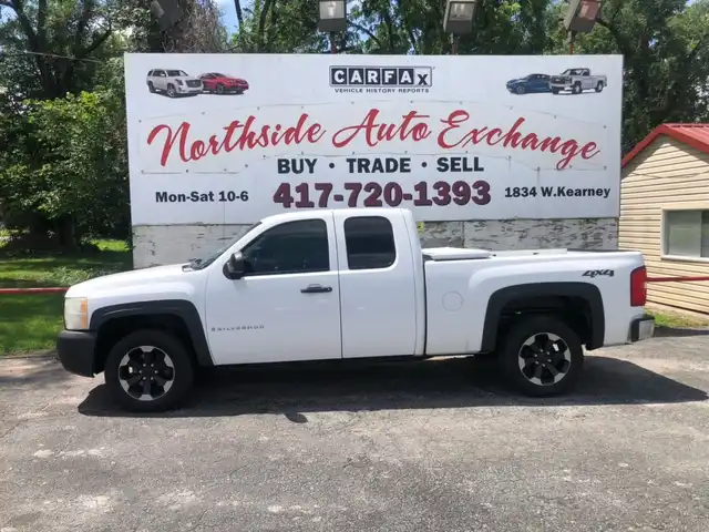 2009 Chevrolet Silverado 1500 Work Truck 4X4 Extended Cab SWB's photo
