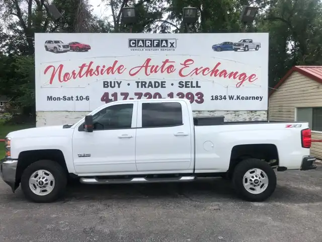 2019 Chevrolet Silverado HD LT 4WD Crew Cab Standard Box's photo