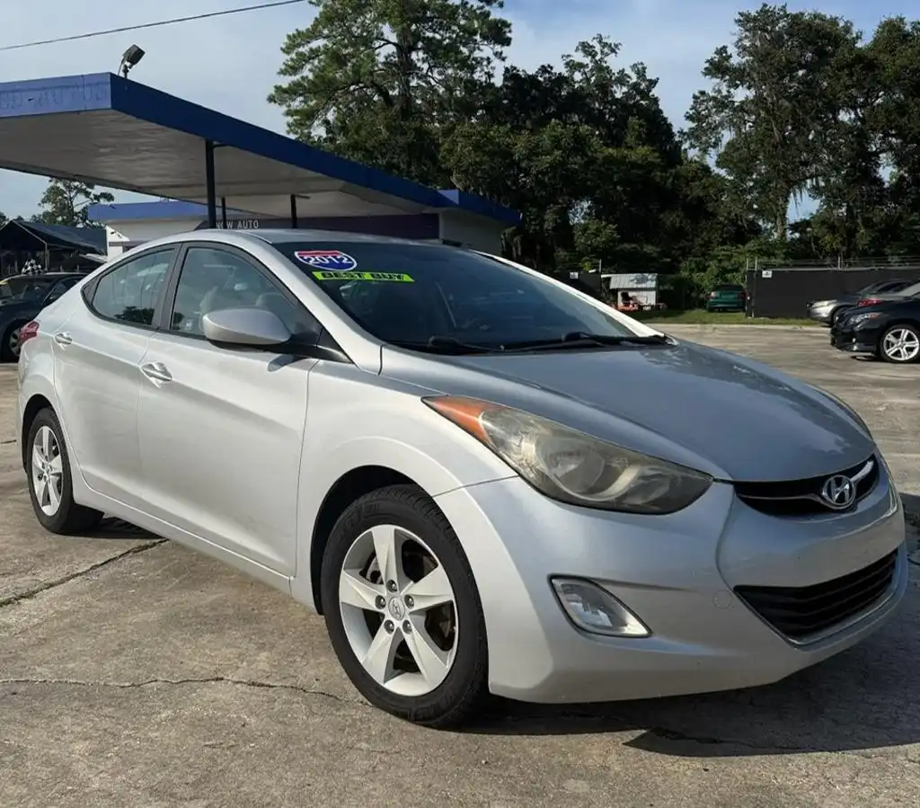 2012 Hyundai Elantra 1.8 GLS A T's photo