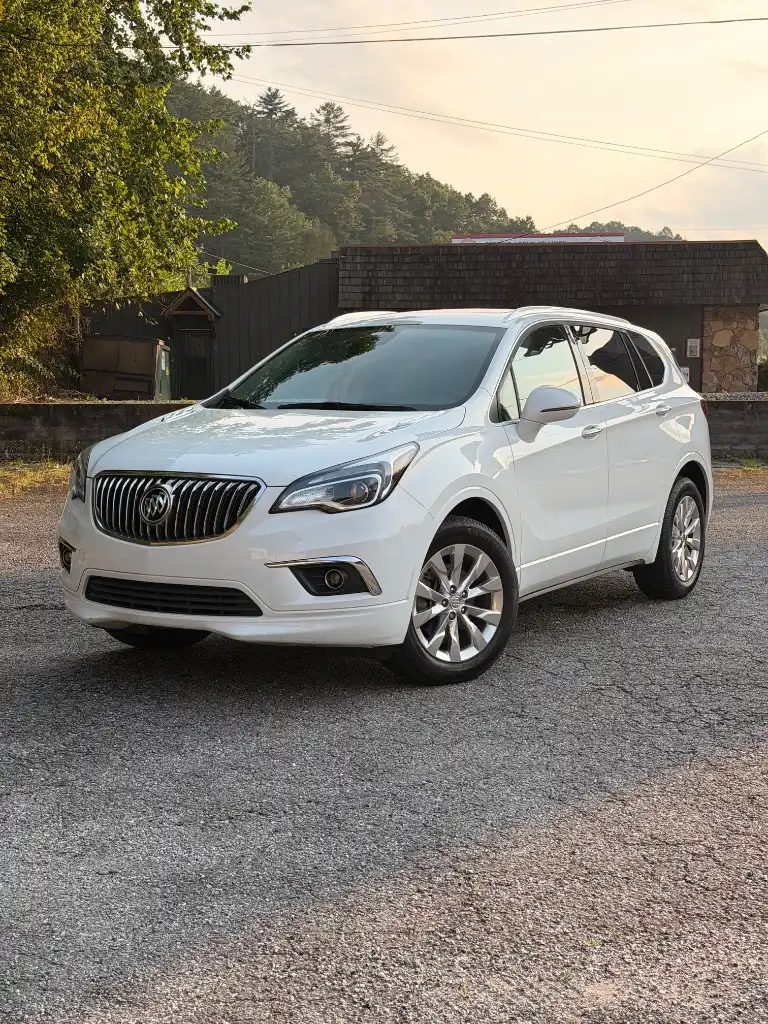 2017 Buick Envision Essence FWD's photo