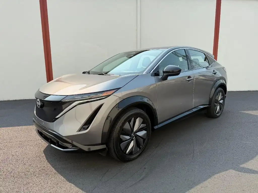 2023 Nissan Ariya Engage FWD's photo