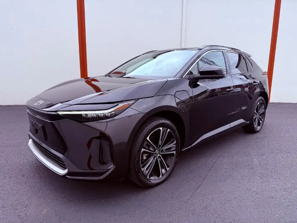 2023 Toyota bZ4X Limited AWD's photo