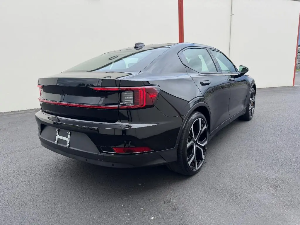 2022 Polestar 2 Long Range Dual Motor photo 5