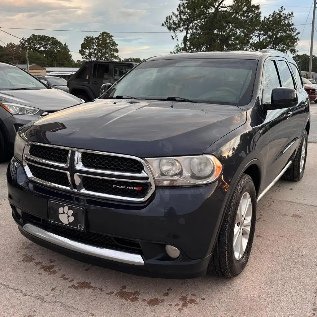 2013 Dodge Durango SXT AWD photo 1