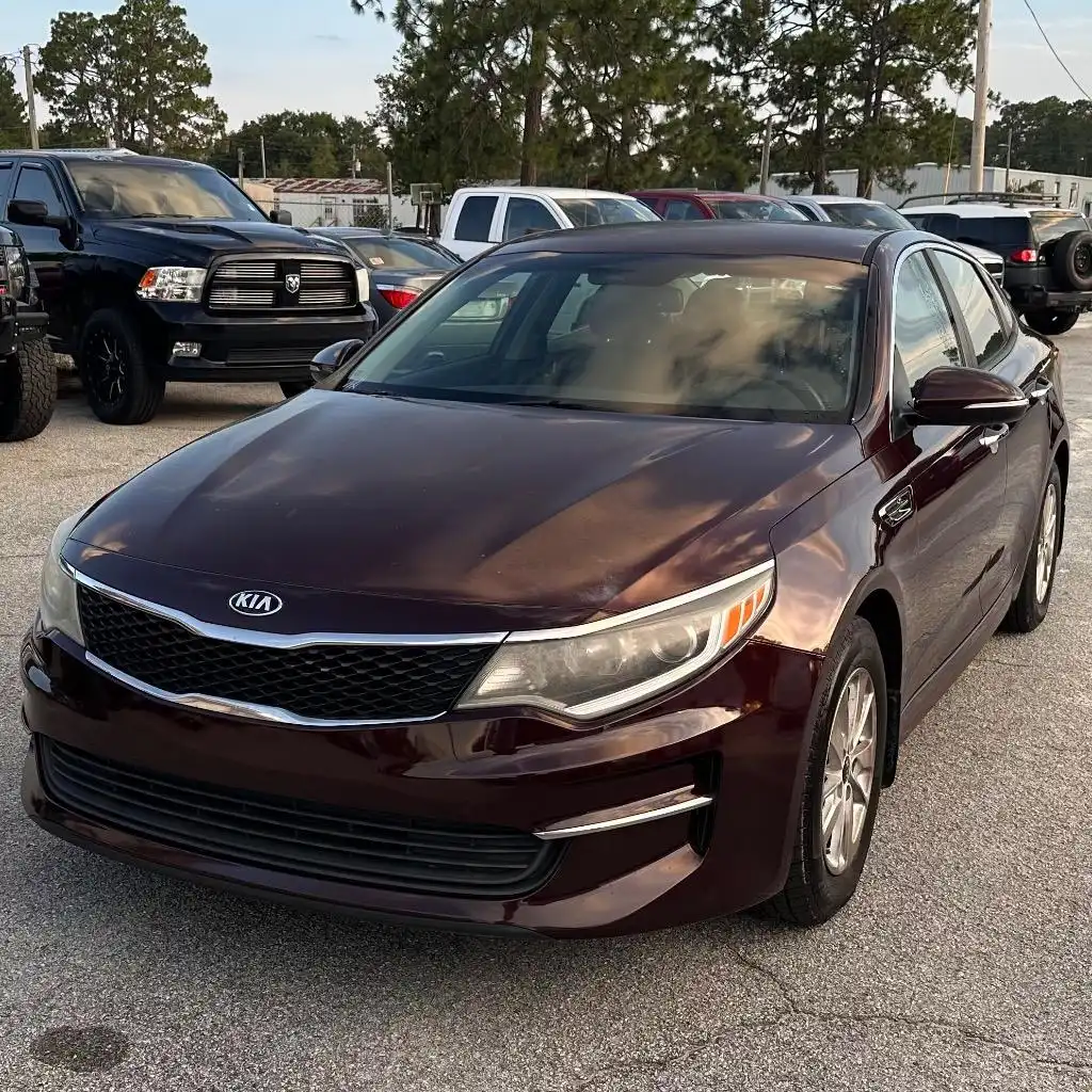 2016 Kia Optima LX AT's photo