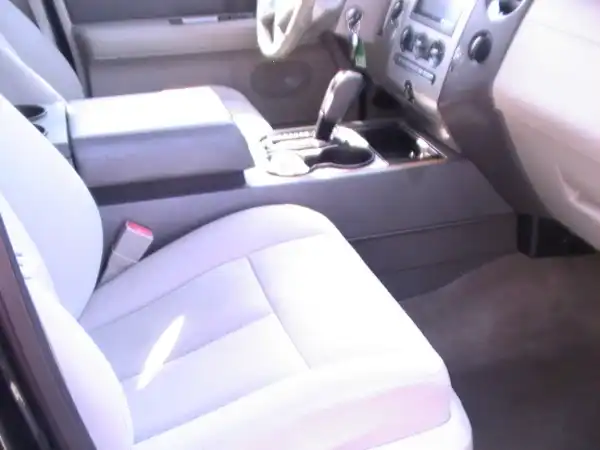 2011 Ford Expedition XLT 4WD's photo