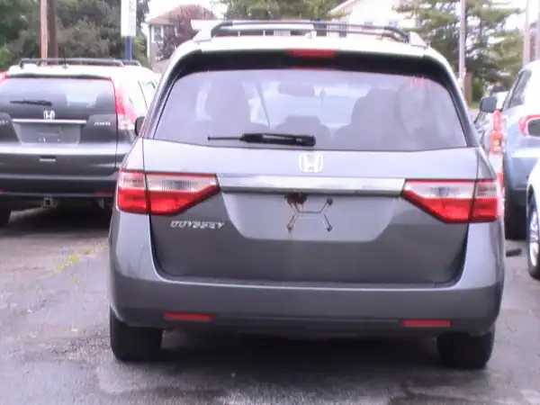 2011 Honda Odyssey EX-L w/DVD Rear Entertainment System's photo