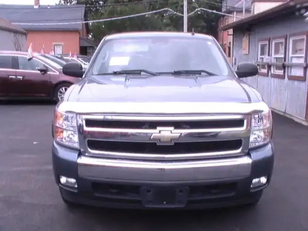 2007 Chevrolet Silverado 1500 LT1 4X4 Extended Cab SWB's photo