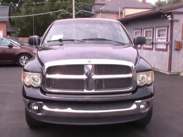 2002 Dodge Ram 1500 SLT 4X4 Quad Cab SWB's photo
