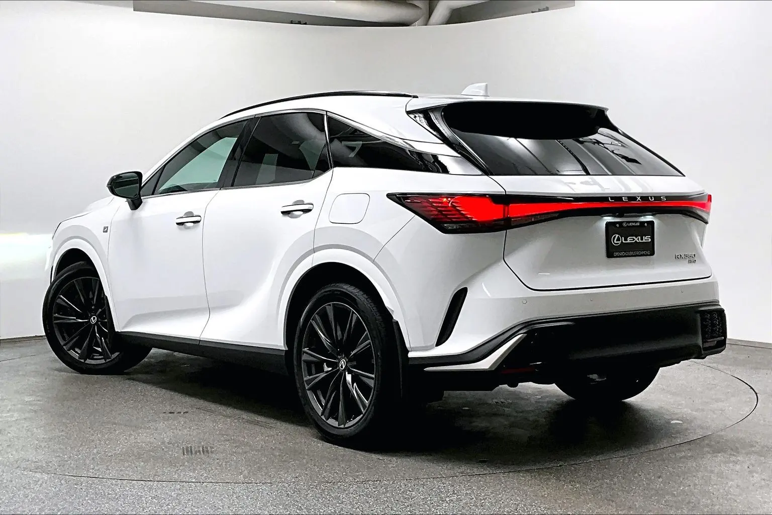 2026 Lexus RX 350 Premium photo 3