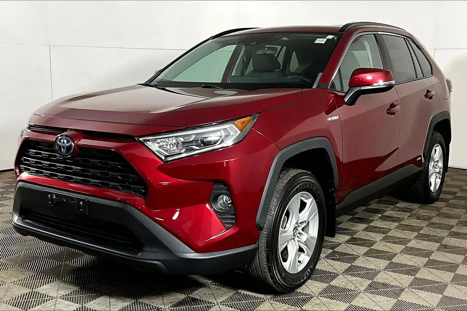 2019 Toyota RAV4 XLE AWD's photo
