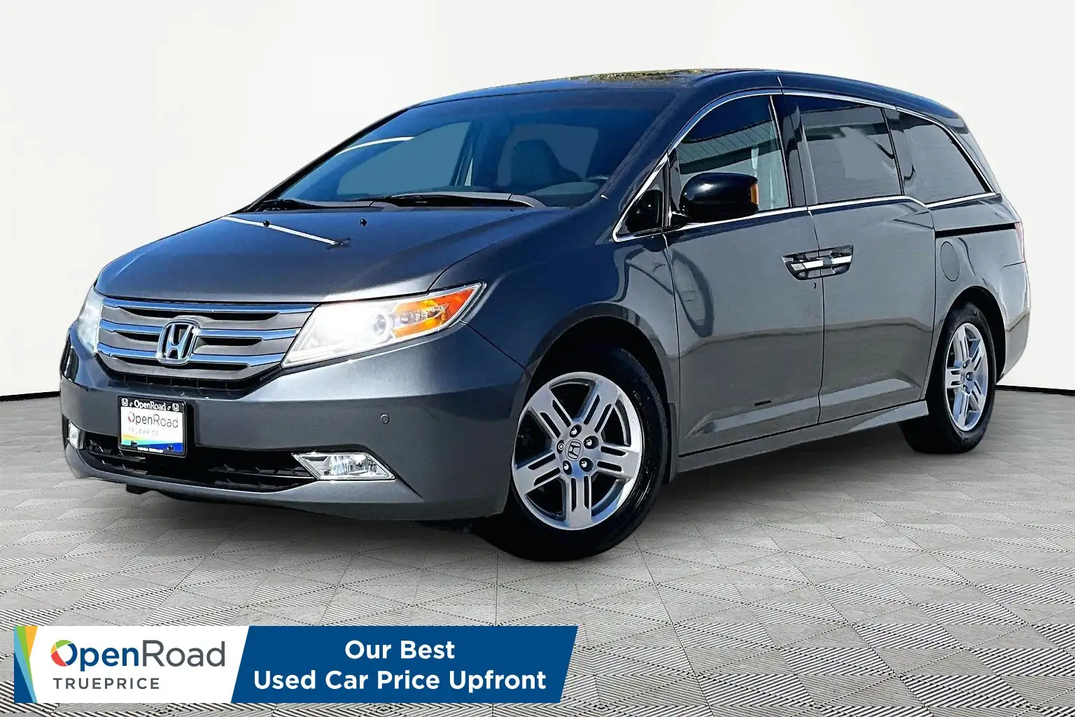 2012 Honda Odyssey Touring's photo