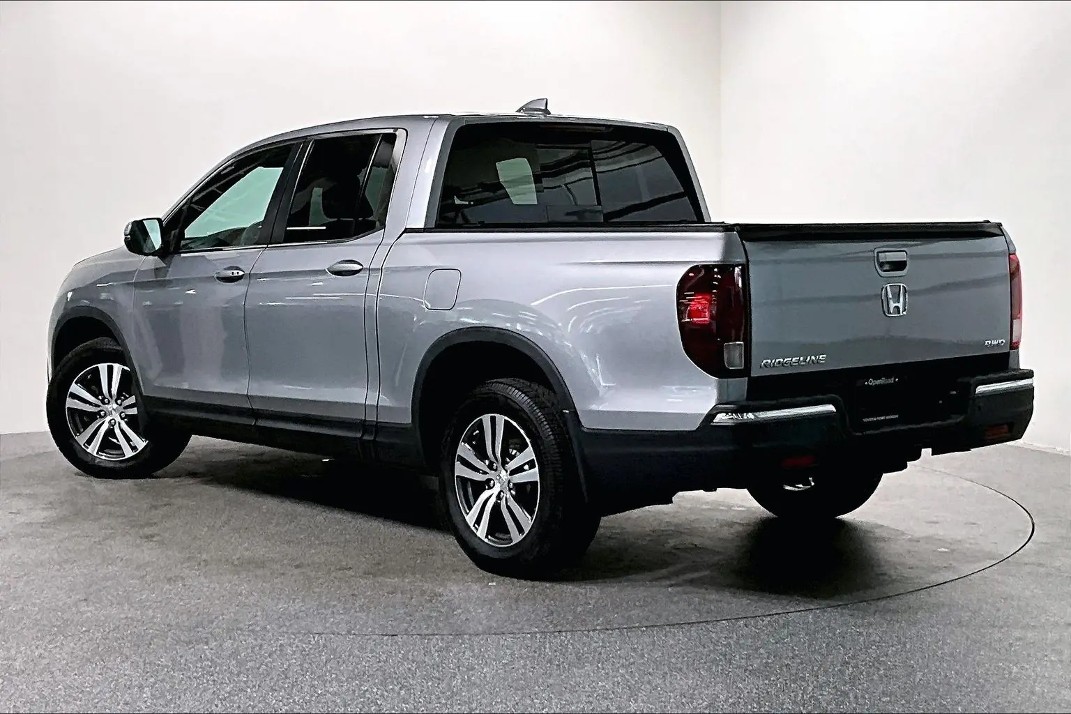 2018 Honda Ridgeline EX-L photo 3