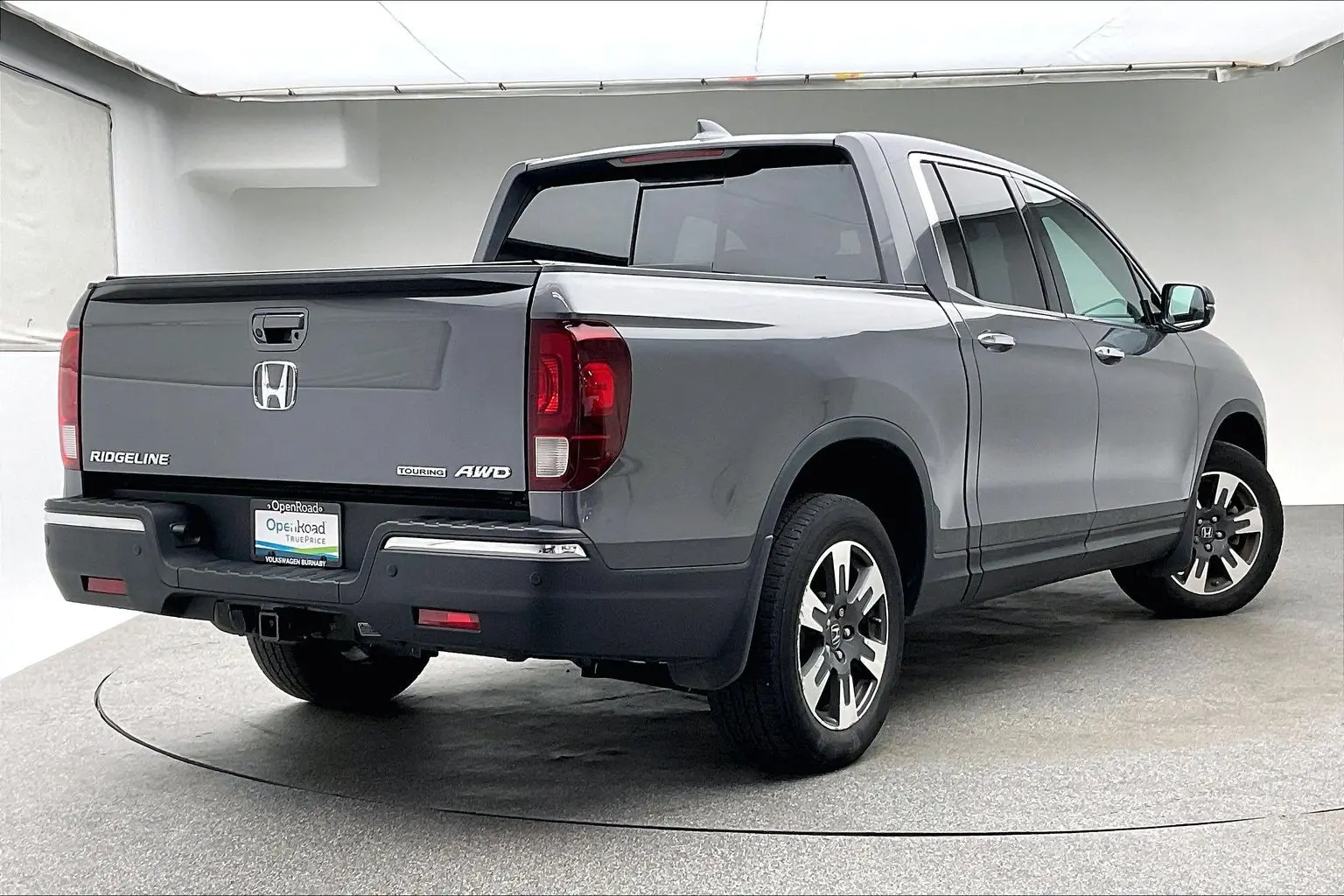 2019 Honda Ridgeline Touring photo 5