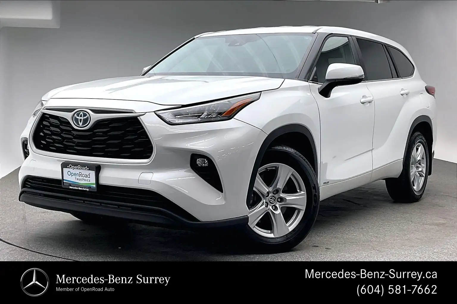 2023 Toyota Highlander LE AWD's photo
