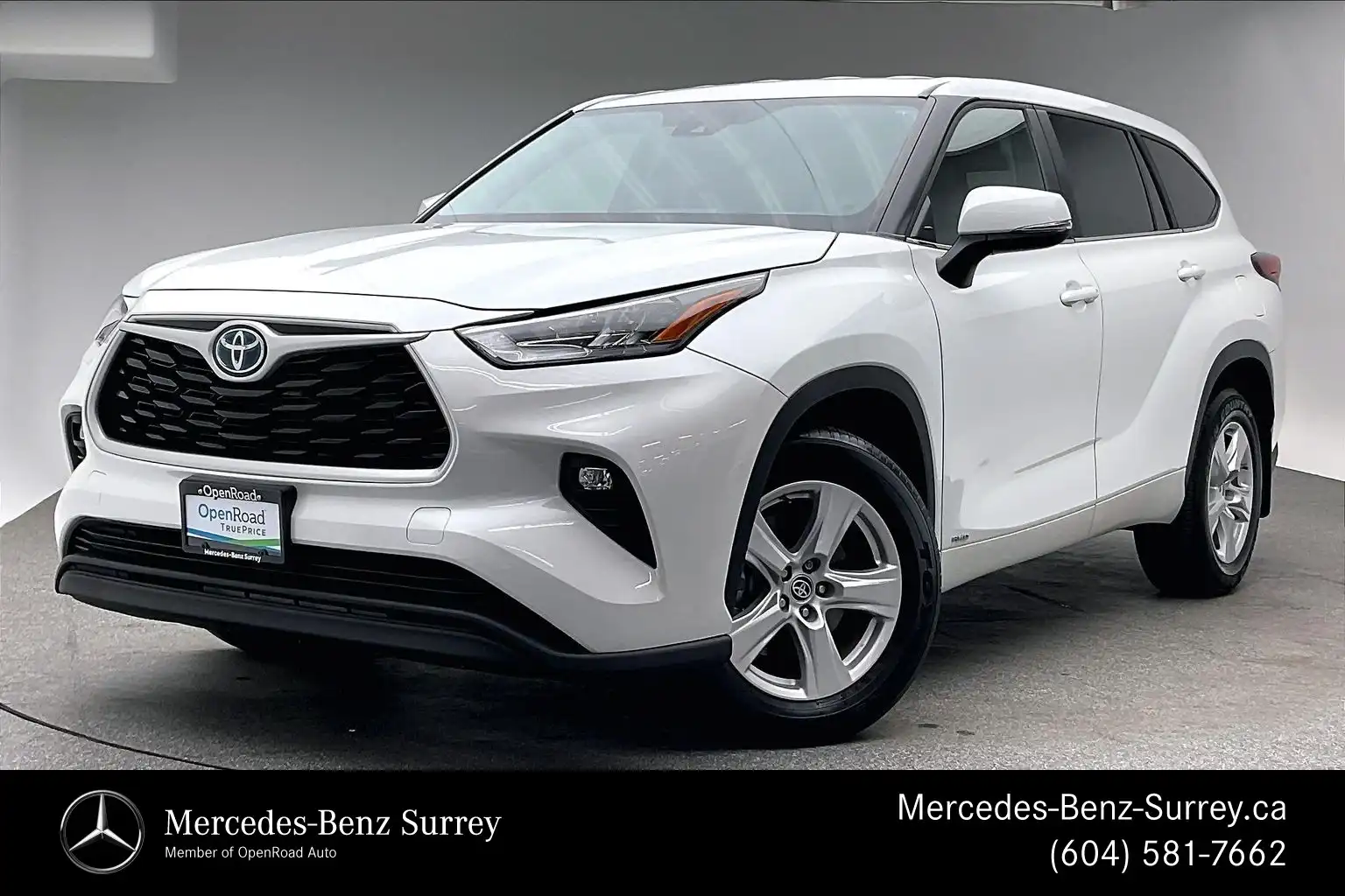 2023 Toyota Highlander LE AWD's photo