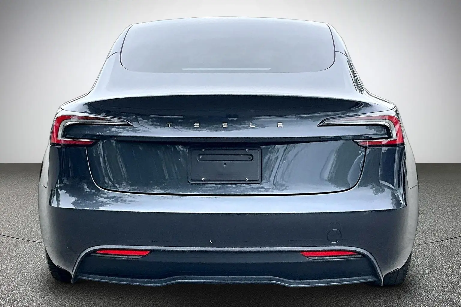 2024 Tesla Model 3 Base photo 4