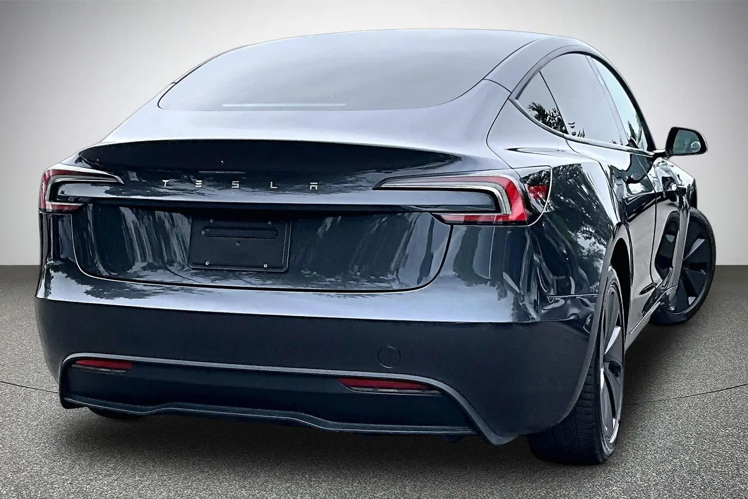 2024 Tesla Model 3 Base photo 5