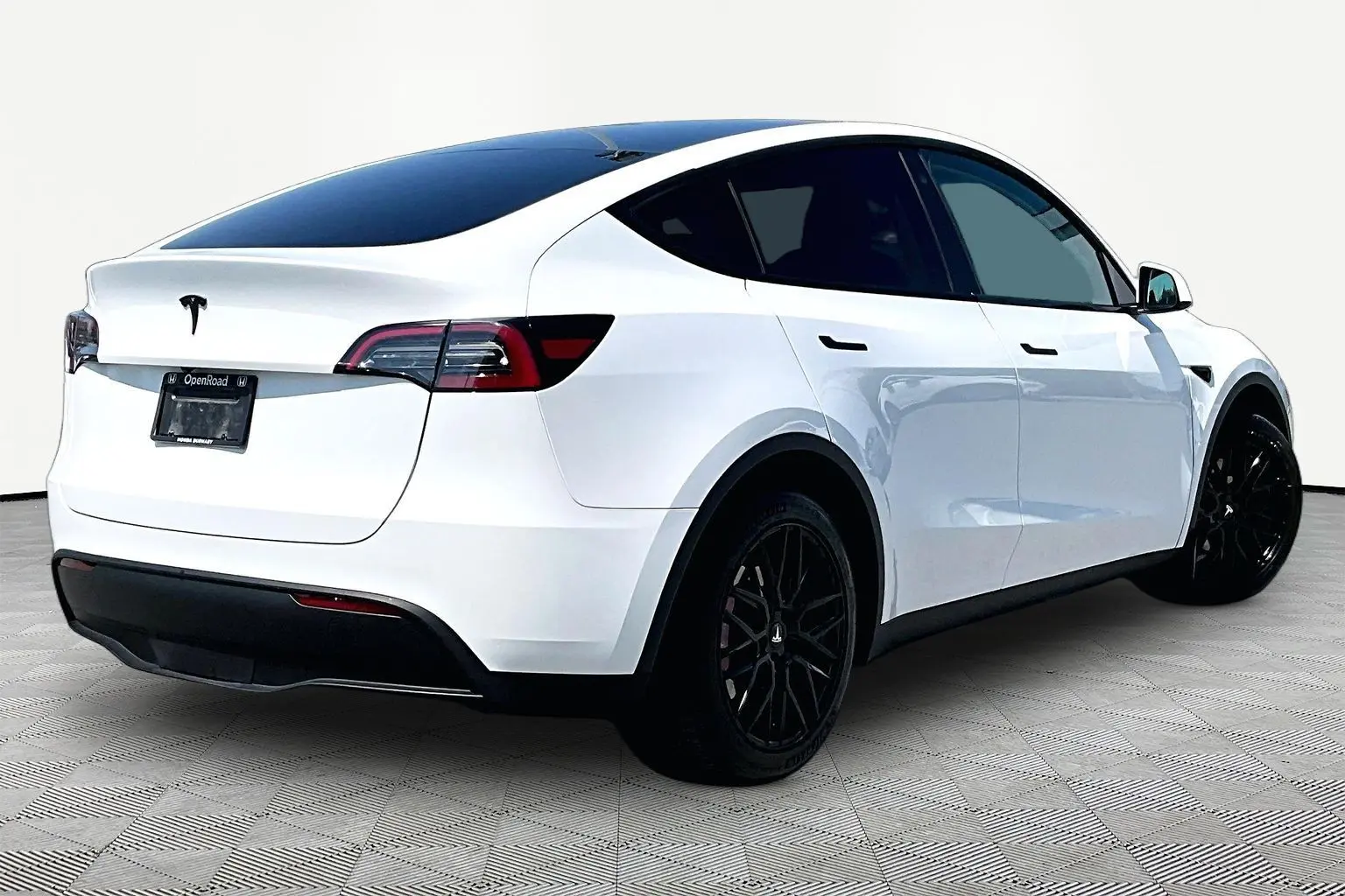 2023 Tesla Model Y Base photo 5
