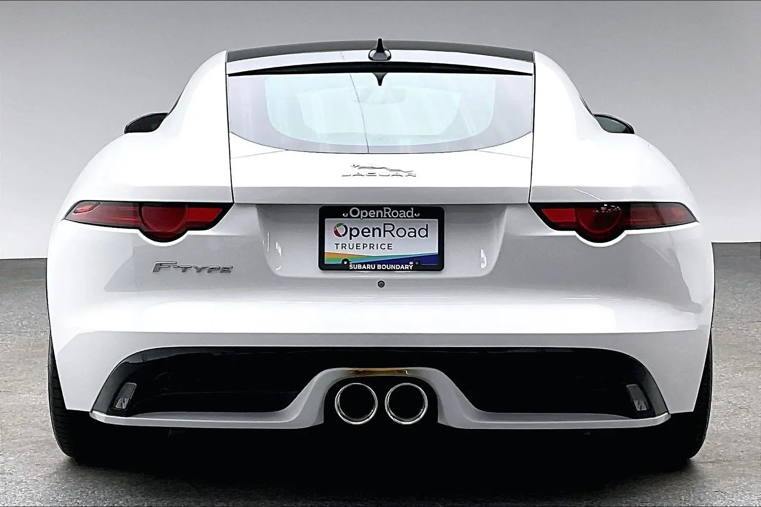 2019 Jaguar F-TYPE R-Dynamic AWD Coupe Auto photo 4