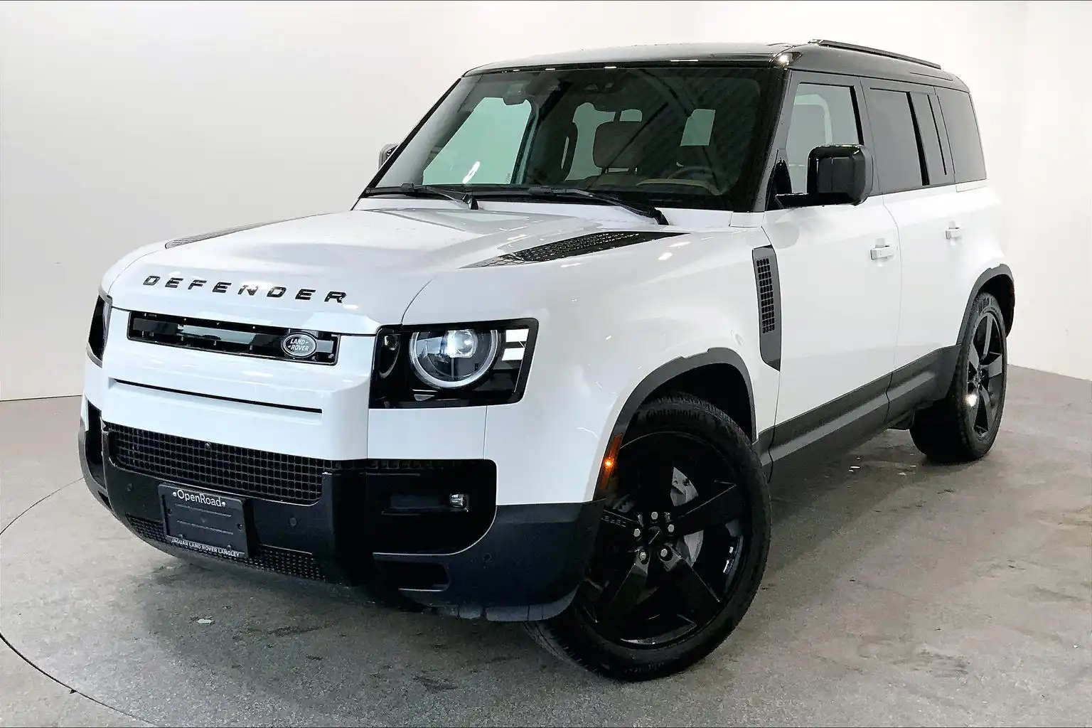 2026 Land Rover Defender 110 P300 S's photo