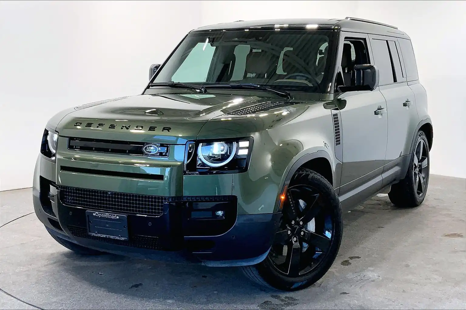 2026 Land Rover Defender 110 P300 S's photo